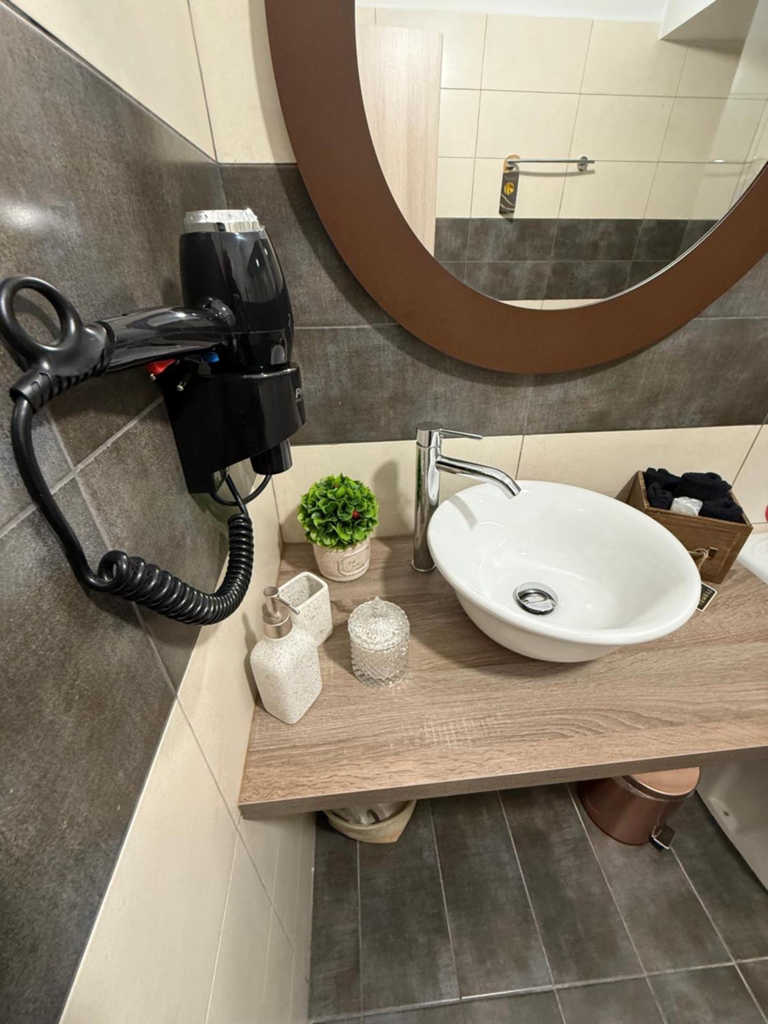 Compass Lofts Athens Apartman Kültér fotó
